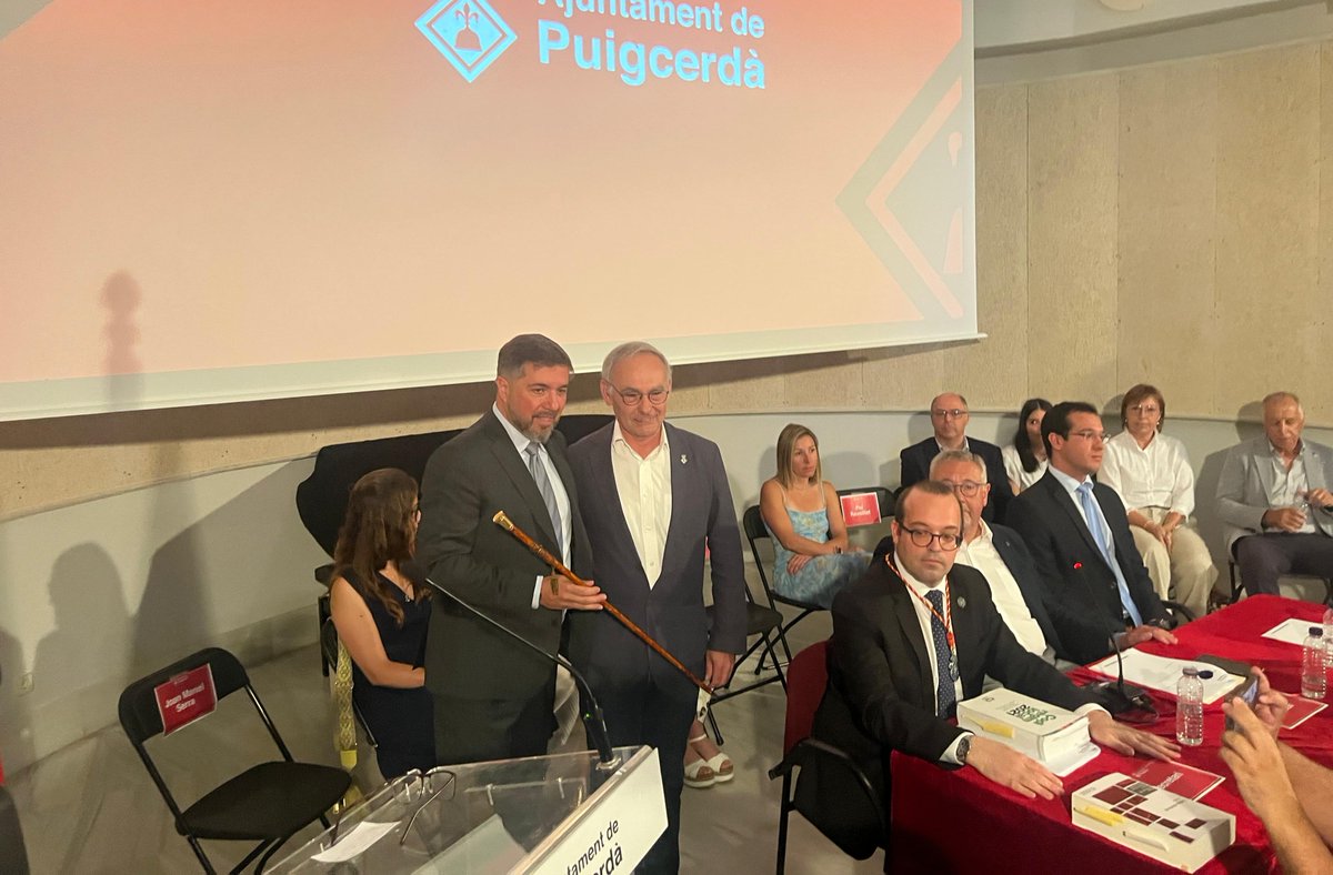 #ÚltimaHora Moció de censura a Puigcerdà: Joan Manel Serra serà nou alcalde en substitució de Jordi Gassió 
3cat.cat/324/mocio-de-c…