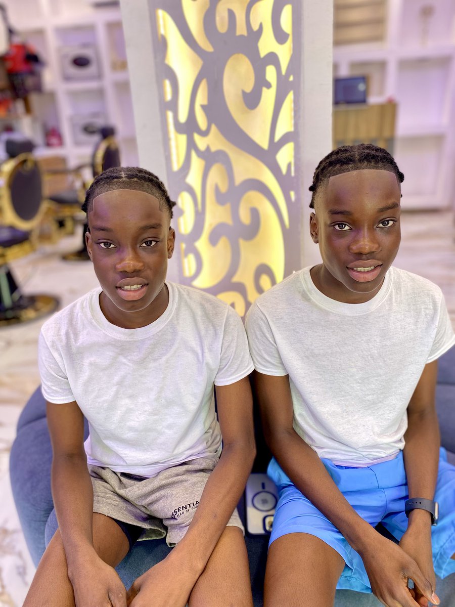 BillionaireCut's tweet image. May this new week brings us nothing but peace, love and happiness, don’t forget to book your appointment with us today and the rest of the week.😊🔥❤️👌🏽

Call/WhatsApp us +233544191868 for a swift response.

Follow, Like, Comment and Retweet.

#billionairescut #twins #tapper