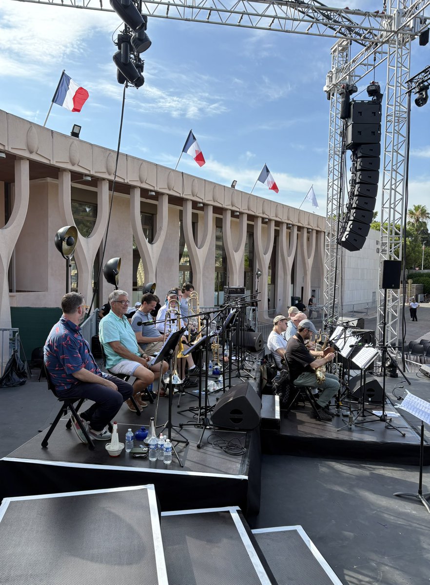 Flying visit to Saint-Raph’ Jazz Festival over the weekend with this fantastic big band.