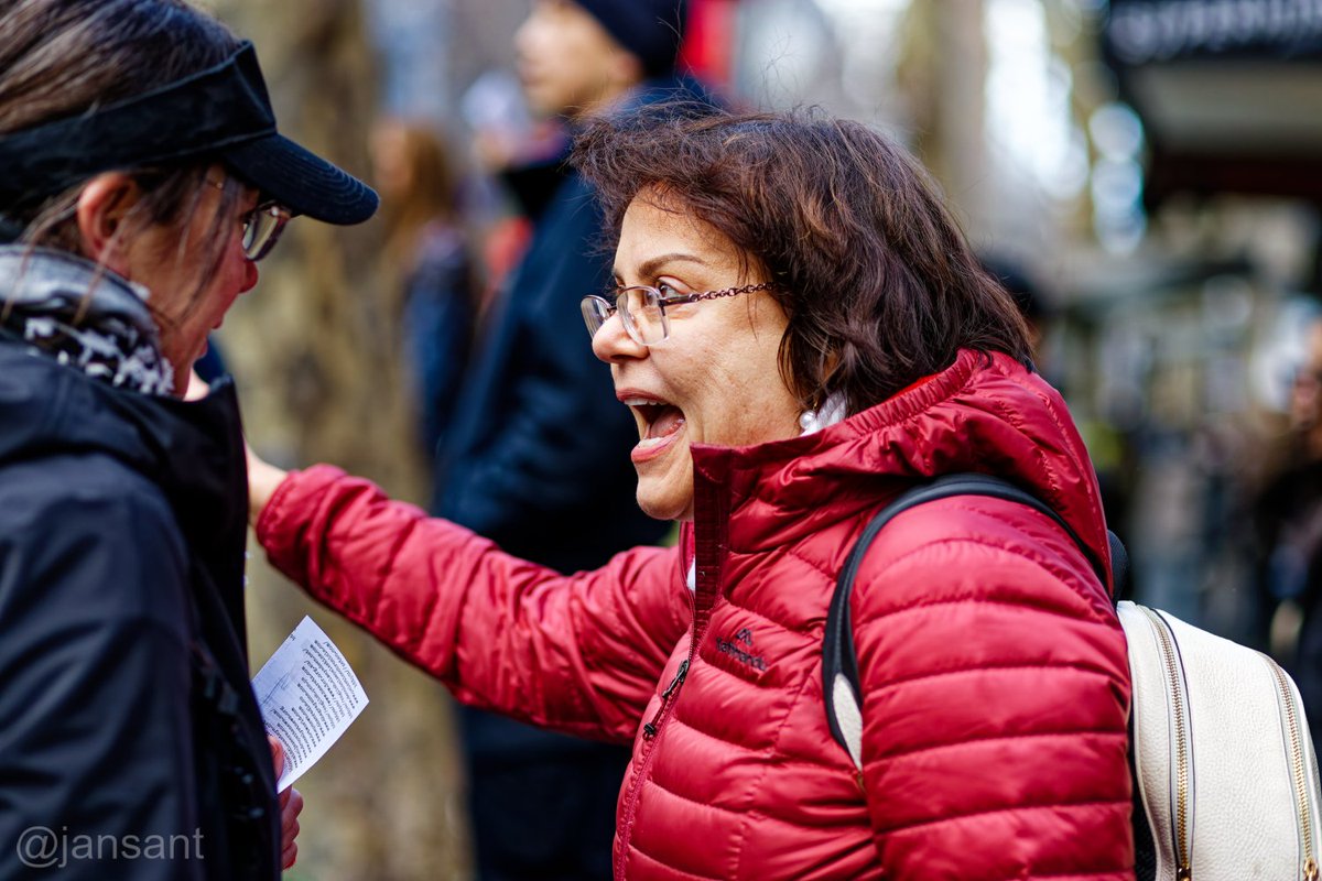 Jansant's tweet image. Zionist yelling at anti-genocide protestor: 'lying about Israel'.
Zionist abused me for taking photos. Third photo was moment she decided to go at me a second time. Zionist grabbed for my camera at which point police grabbed her. Cop asked if I was okay. Naarm.
#auspol #springst
