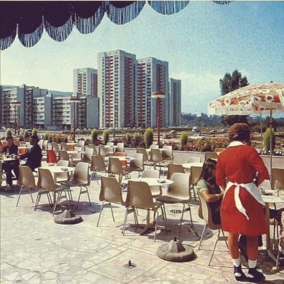 SuadaSaraj's tweet image. Bašta kino Kumrovec 1963.