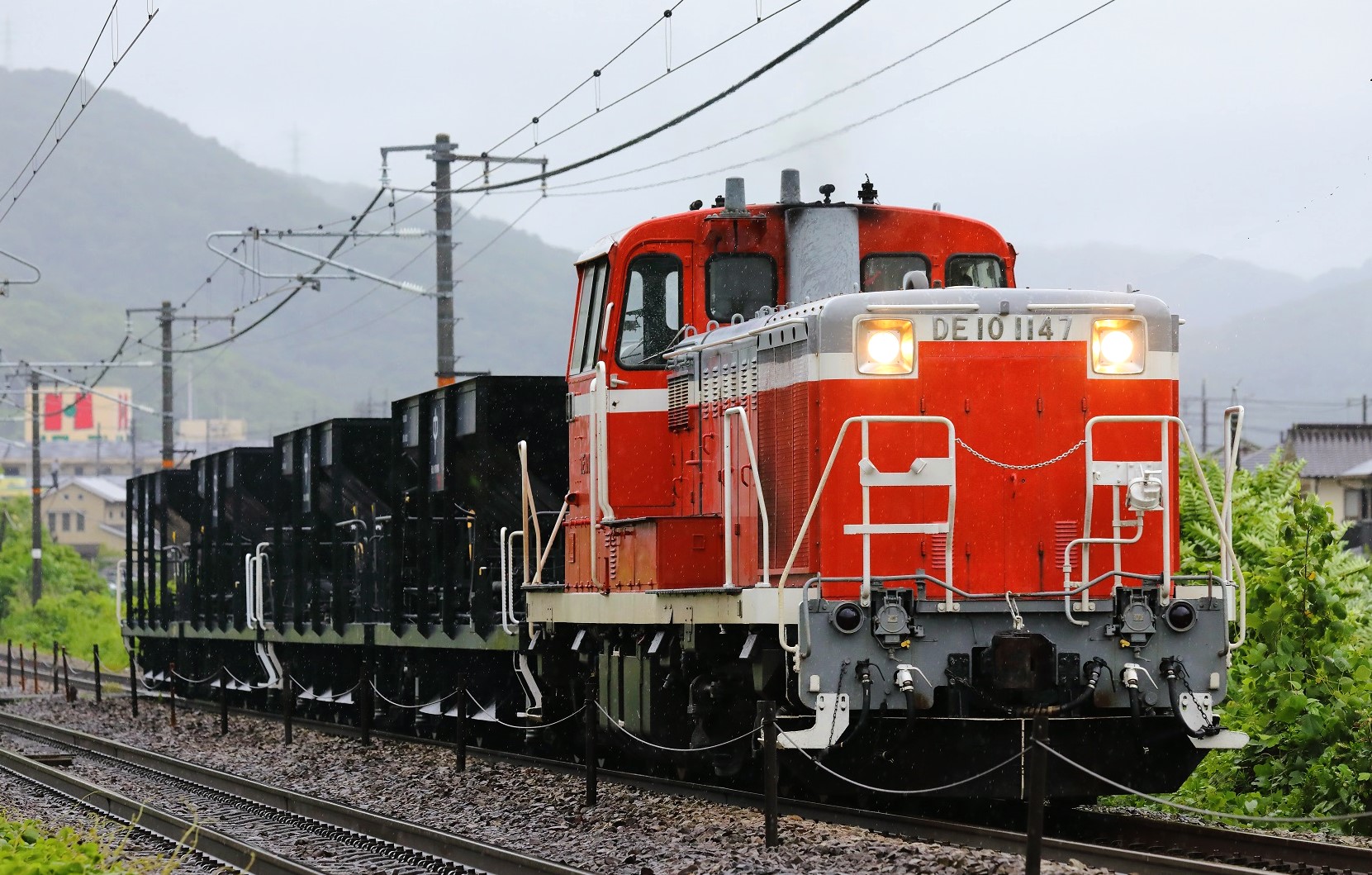 【123様】中国エンタイヤ(4通) 長鳴】DF4B 1893 毛沢東号 京局豊段 ディーゼル機関車〈Nゲージ