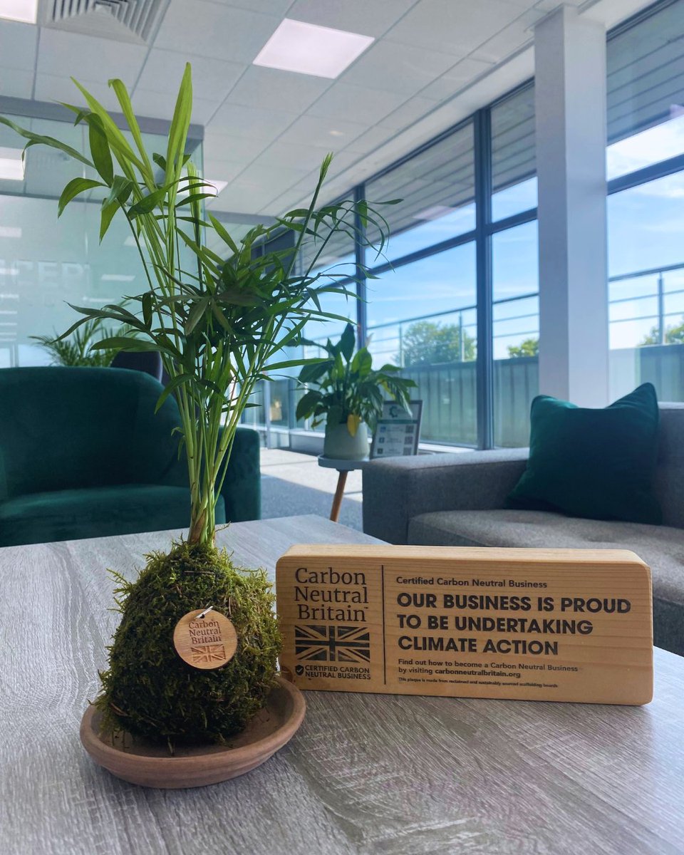 ProjectsConcept's tweet image. Last week, we received this lovely gift from @carbonneutralbn to celebrate our carbon neutral certification renewal!

It’ll capture 22kg of carbon over its lifetime! Any name suggestions for our new office plant? 💚

#Sustainability #CarbonNeutral #ESG