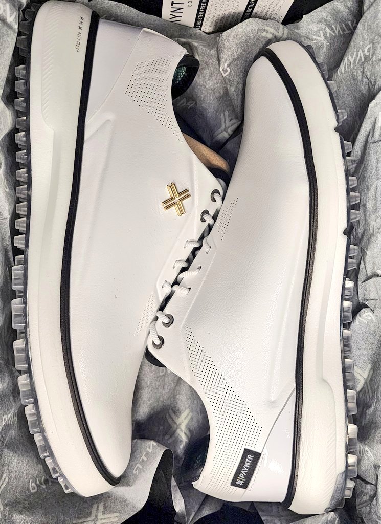 LinksNation's tweet image. It's Open Championship week. That means it's time for a GIVEAWAY!!!!!!!! 🚨🚨🚨🚨🚨🚨🚨🚨🚨🚨🚨🚨🚨🚨
Just Retweet, Follow us and @PayntrGolf for a chance win a pair of the latest @JDayGolf inspired links kicks (and some LinksNation swag). Winner announced after the Claret Jug…