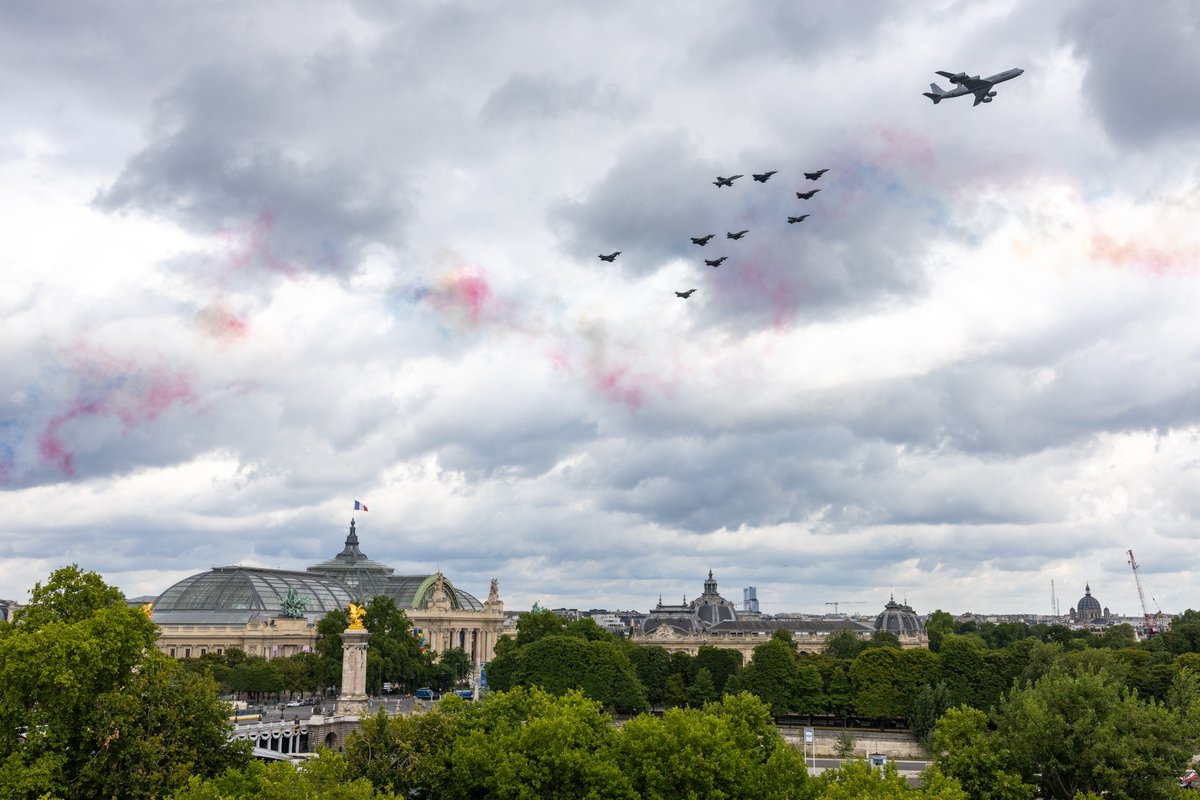 Desfile del #14dejulio en la parisina plaza de la Concordia.

¡Feliz Fiesta Nacional a todos y todas! 🇫🇷

📸 Philémon Henry / MEAE &amp; <a href="/ecpa_d/">ECPAD</a>