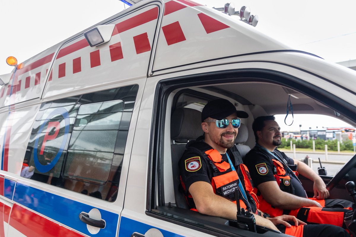 AirportGdansk's tweet image. Od października na #airportgdansk będzie stacjonował zespół gdańskiego pogotowia! 🚑 Ratownicy będą mieli do dyspozycji nowoczesne zaplecze. Karetka zaparkuje przy terminalu – w miejscu, które pozwala na natychmiastowe wyruszenie do akcji.
📸 A. Rezulak/KFP