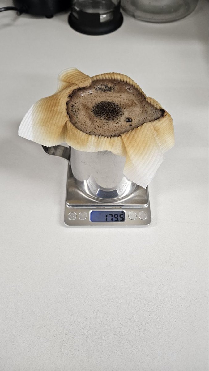 The office coffee machine’s been broken for 3 weeks, and it's still not fixed.. I've had to innovate 
These are the work conditions <a href="/MarkRazed/">Mark Razed</a> has me under. 😭

This is a cry for help.

<a href="/Razedcom/">Razed</a> can we please report this incident to HR. 

Regards
