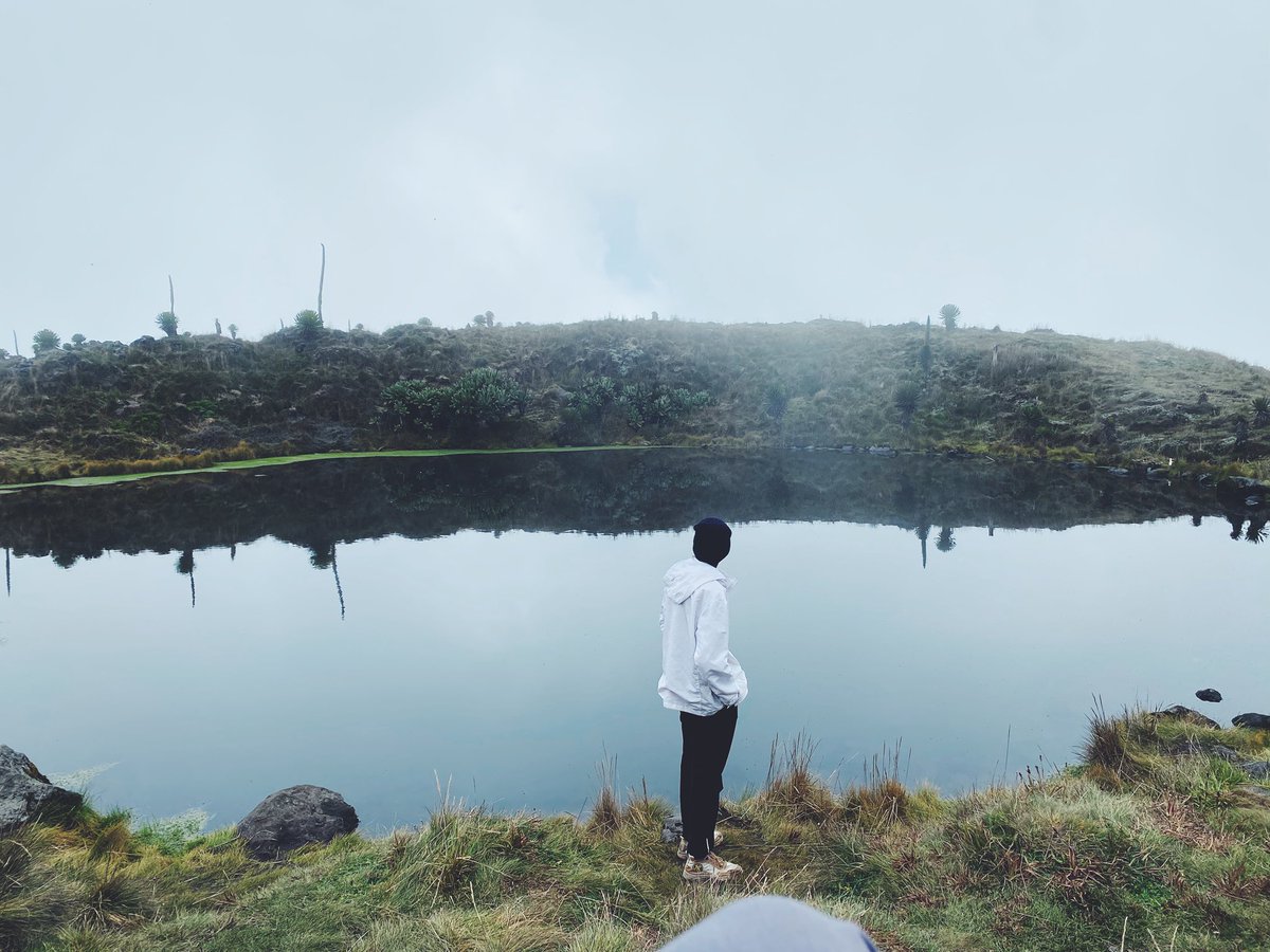 Jordn_mu's tweet image. SUMMIT!
Mt. Muhabura (4,127m asl) was no joke but I conquered it.
5 hours from the foothills to the clouds, the views made every hard step, sweat and grit worth it.
Legs are tired. The heart is full.