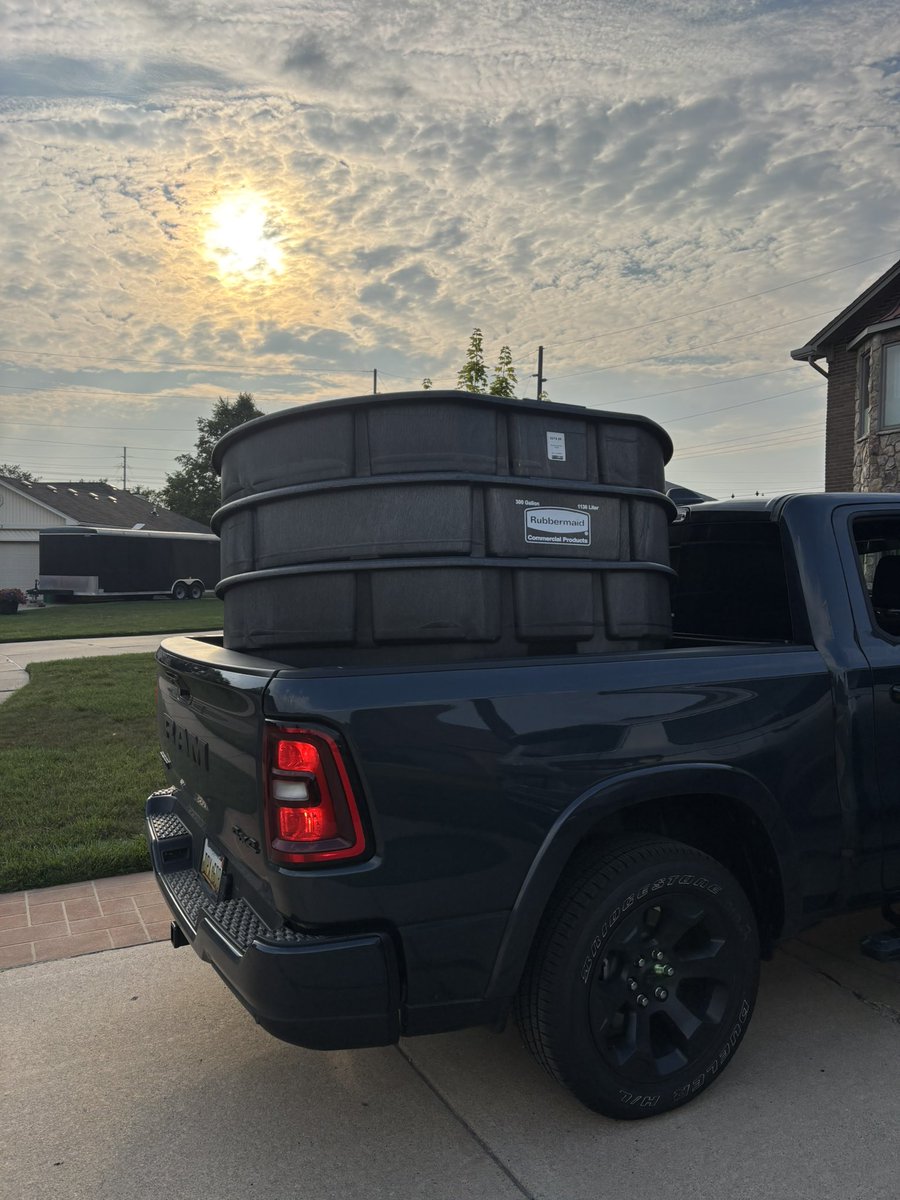 The LCN Football club delivered 3 ice baths to our program this weekend.  We are confident the players are going to enjoy the benefits of these after practice.