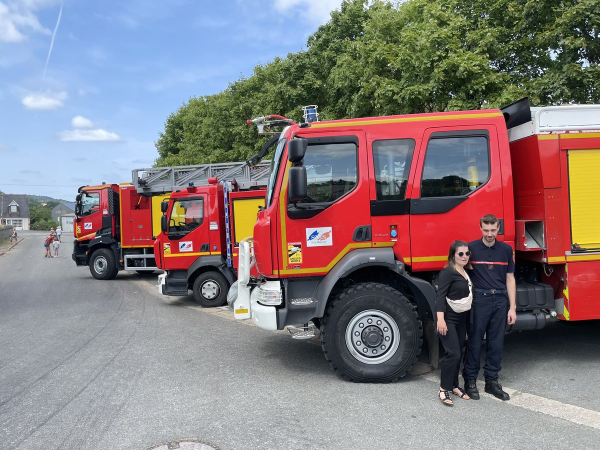 guillaumegarot's tweet image. 🇫🇷 En ce jour de fête nationale, honneur à nos sapeurs pompiers, hommes et femmes, professionnels et volontaires.
Engagés pour les autres, ils font vivre la fraternité de notre devise republicaine.
Avec nos mairies, nos services publics, ils sont un ciment de notre Nation.
#Bais