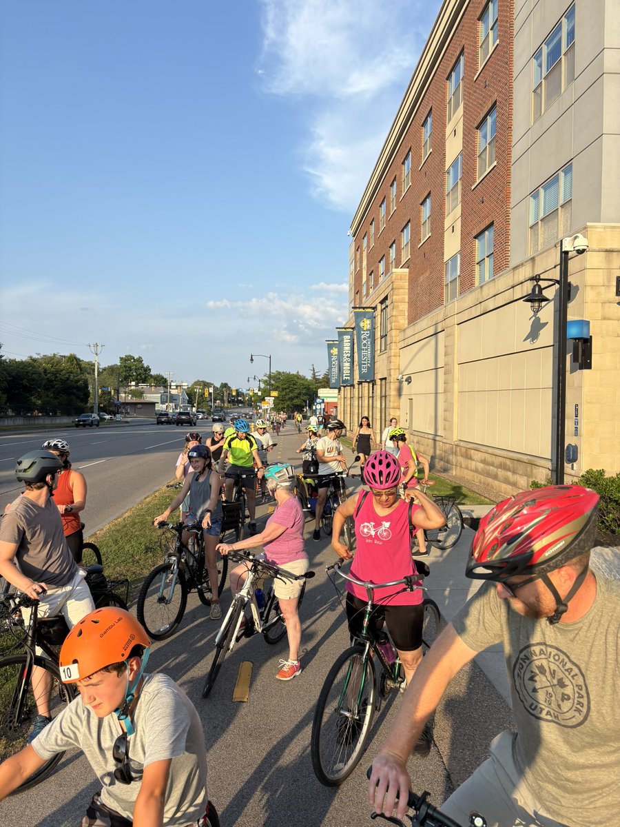 ROCcycling's tweet image. Our Brighton Rec ride on Friday was a blast! (Definitely ride this 7 mile loop sometime). Next Brighton Rec ride is September 12th.