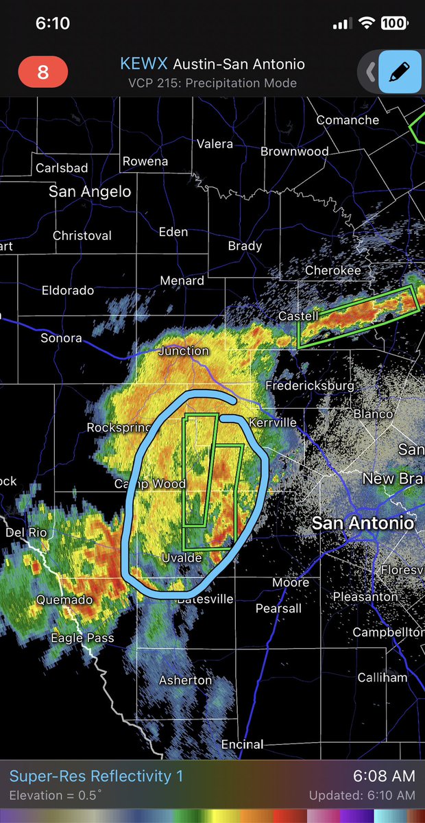 JeffLindner1's tweet image. Flash flooding again over SW TX this time the Frio River. #txwx