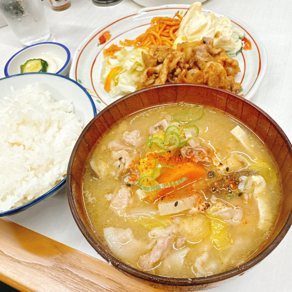 bonessp08's tweet image. 歯医者に30分は飲食控えてくださいと言われたが我慢できずに25分で食べてしまった
罪を犯してしまった気分だ😂