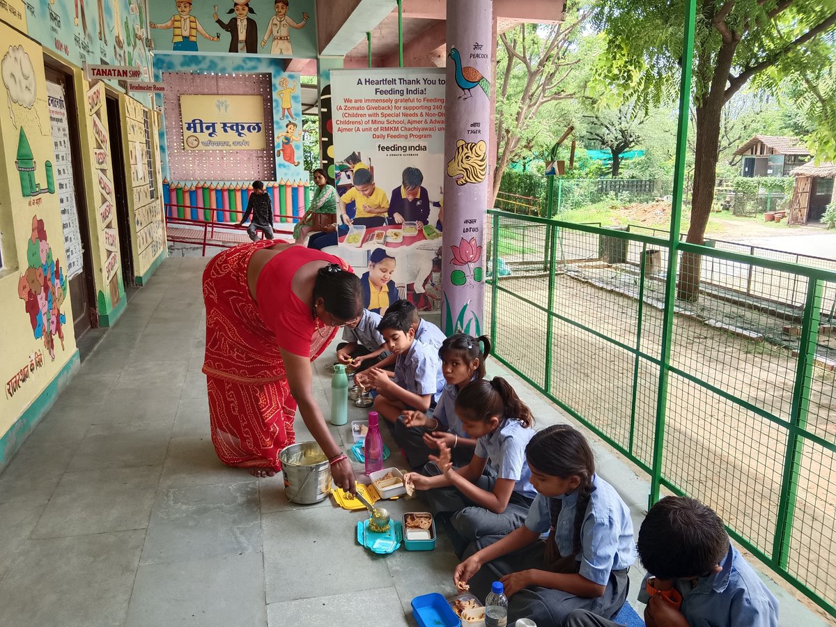 rmkmngo's tweet image. Thank You, Feeding India! 📷
Feeding India by Zomato is providing daily meals to 240 students  at Minu School, Ajmer(A Unit of RMKM Chachiyawas)  under #DailyFeedingProgram &amp;amp; #PoshanToPathshala. 
#FeedingIndia #RMKM #MinuSchool #ChildNutrition  #CWSN #specialneeds