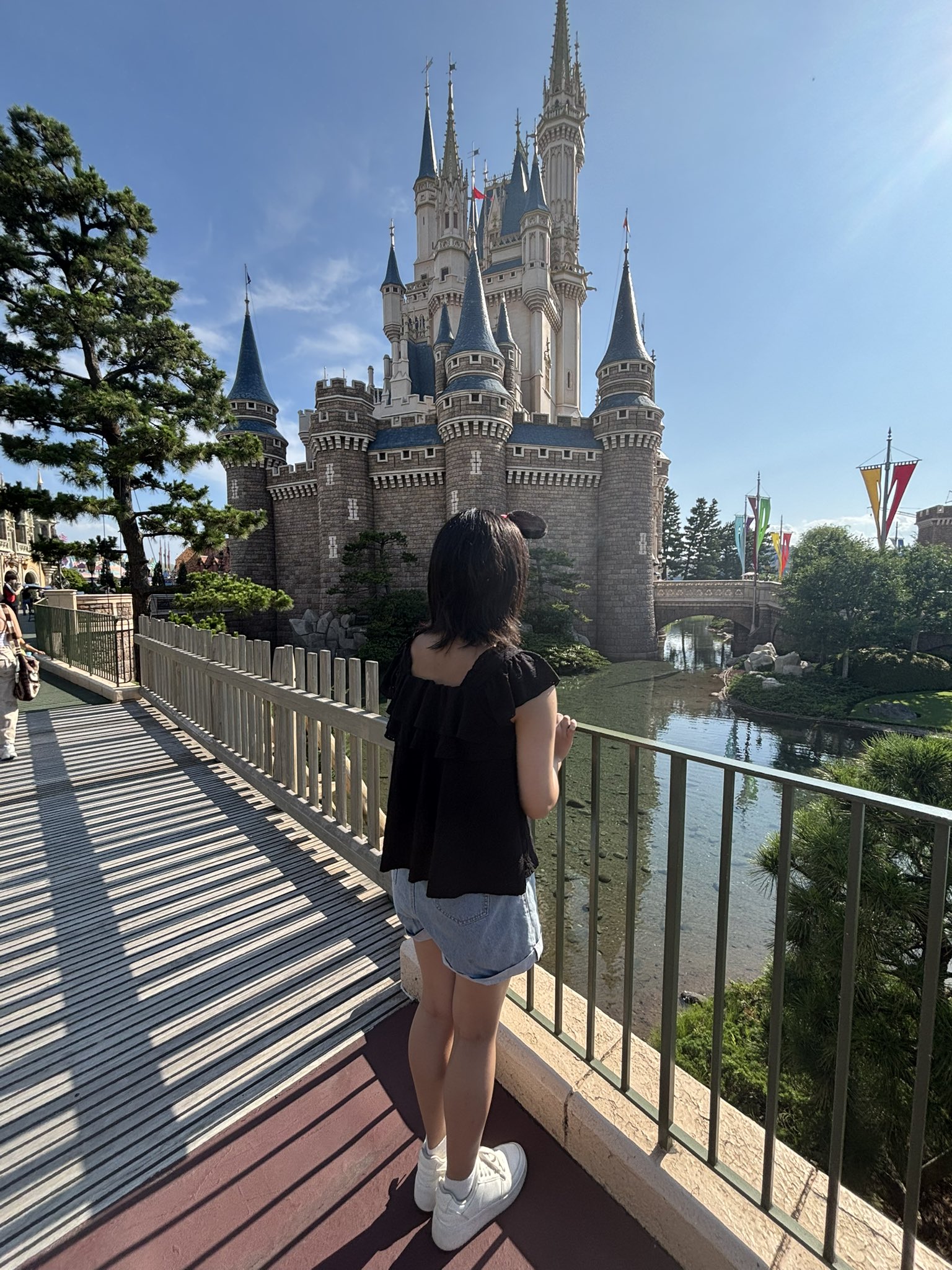 ◆ ディズニー大好き♡ スワイプしてね▶︎▶︎▶︎ ⁡ 【スティッチコーデ】 2025年夏に