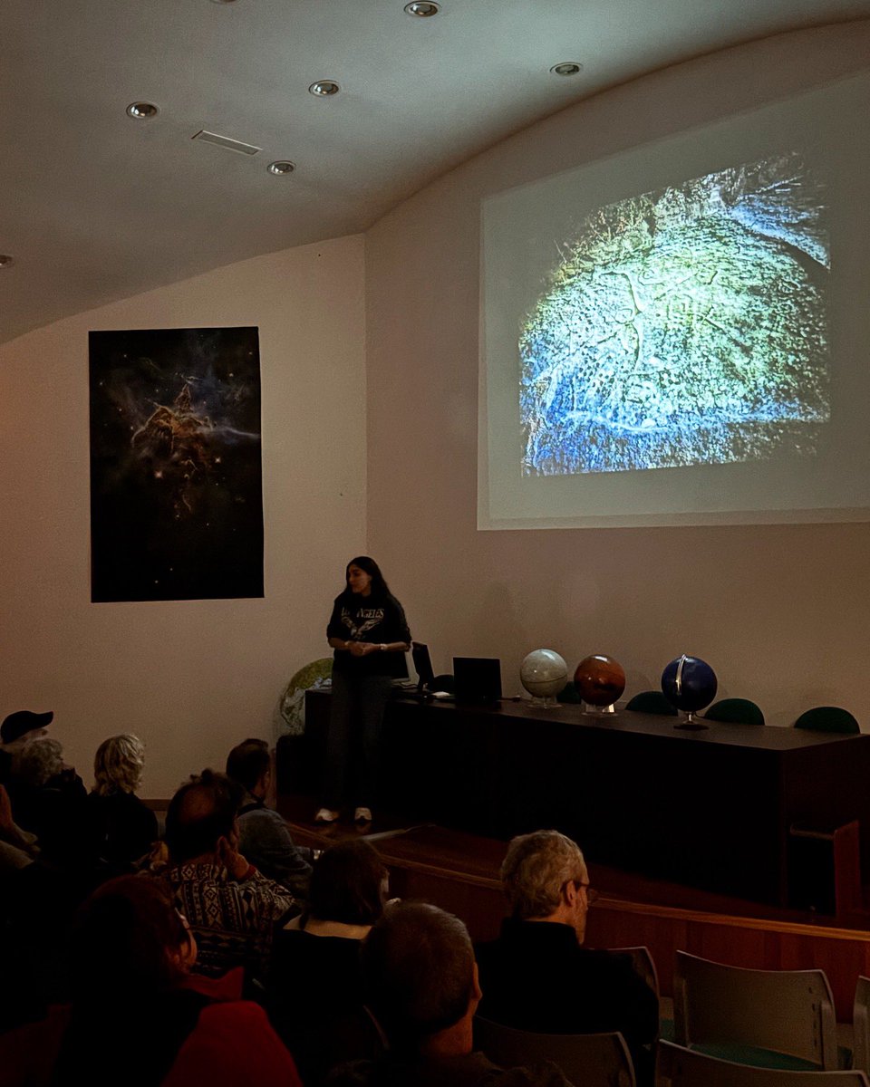 Trizbangtheory's tweet image. ✨El sábado acogimos en el Observatorio Astronómico de Cantabria al Festival Tribus del Íber 2025.
Hablamos de estrellas, arqueoastronomía y cómo nuestros antepasados entendían el cielo.
Una noche para conectar historia, paisaje y cosmos.
¡Gracias por volver un año más! 🌌