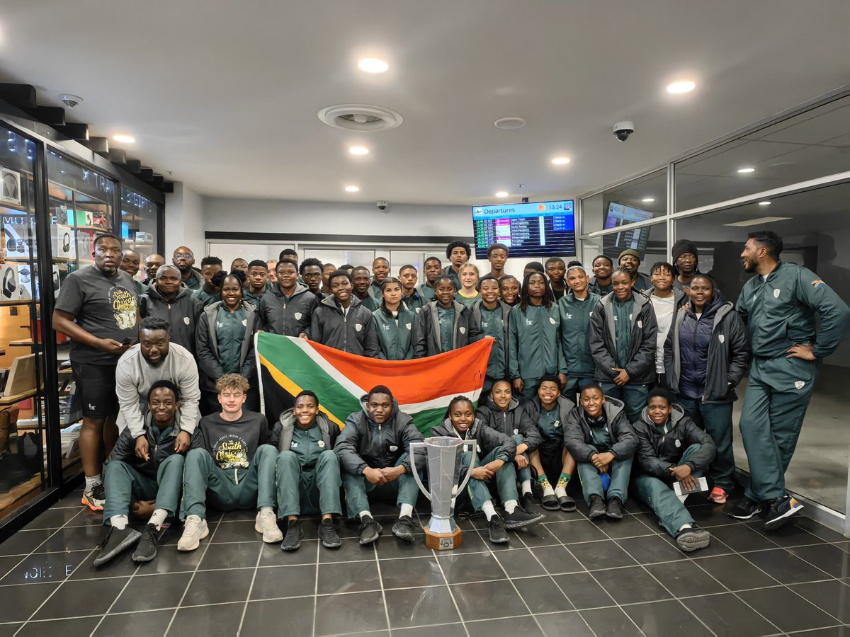SAFA_net's tweet image. The SA Under-20 men's and women's teams preparing to return home after participating in the Region 5 Games in Namibia.
