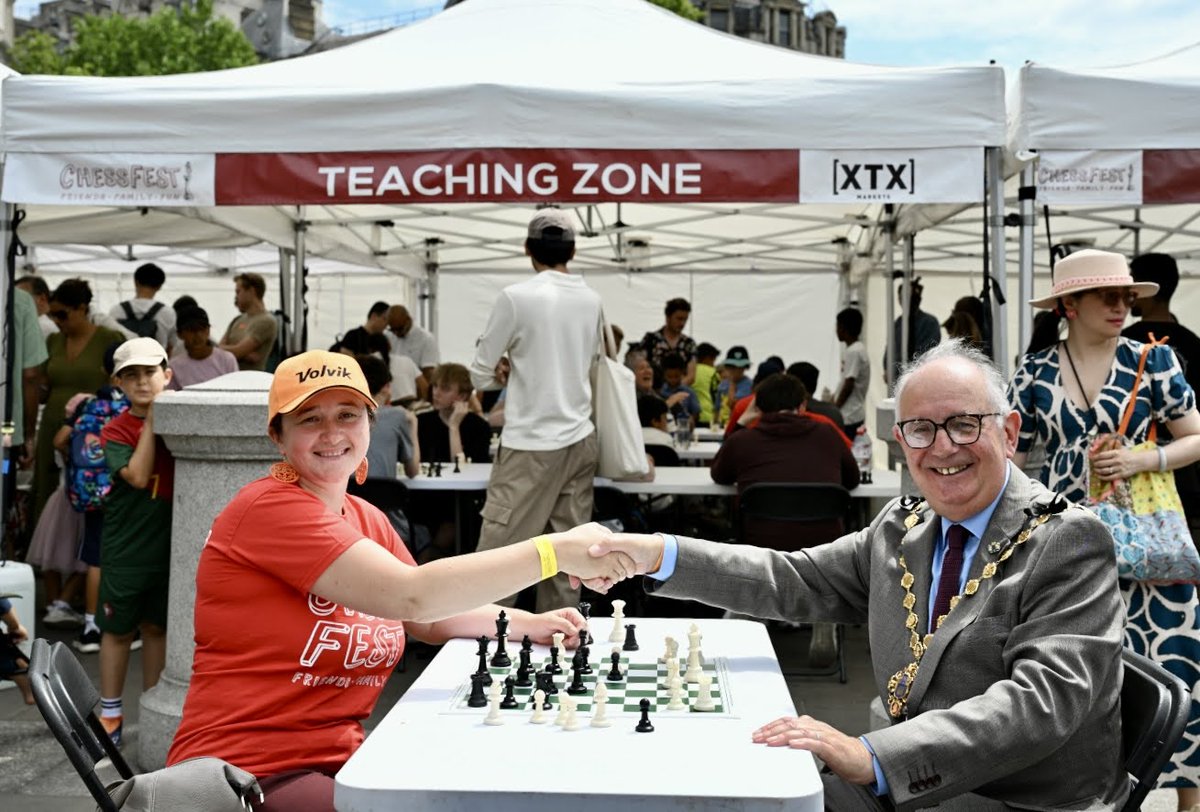 Chess_Fest's tweet image. (2/2) Thanks to our wonderful tutors, our army of volunteers who pitched in, our talented troupe of actors, the @chesskid team and especially our sponsor @xtxmarkets who make the event possible. Special thx to @LM_Westminster for coming down and taking part. See you in 2026!