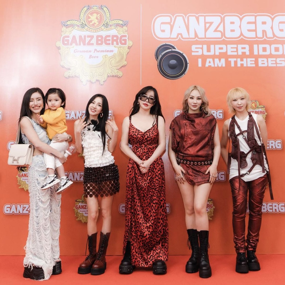 Tep Boprek is a Cambodian singer who is a big fan of CL &amp; 2NE1 🇰🇭

2017 as a single woman
2022 as a pregnant woman
2025 as a mother

Let’s Rock PHNOM PENH City with 2NE1 
#2NE1SUPERIDOLinPHNOMPENH 
#ស្វាគមន៍រាជិនីខេផប2NE1មកកាន់ប្រទេសកម្ពុជា