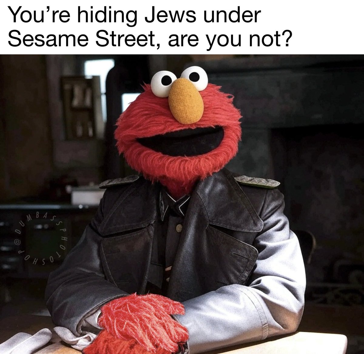 👀
