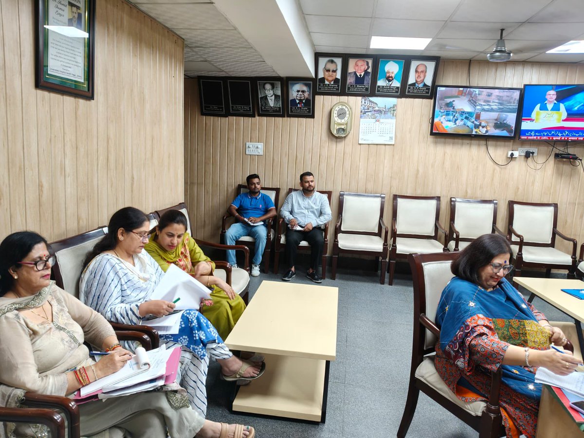 DIRECTORATE OF HEALTH SERVICES JAMMU (@dhs_jammu) on Twitter photo DHS Dr.Abdul Hamid Zargar chairs review meeting of CSS with Nodal Officers from Directorate on 14.7.25, All CMOs virtually attended the meeting.
<a href="/OfficeOfLGJandK/">Office of LG J&K</a> DHS Dr.Abdul Hamid Zargar chairs review meeting of CSS with Nodal Officers from Directorate on 14.7.25, All CMOs virtually attended the meeting.
<a href="/OfficeOfLGJandK/">Office of LG J&K</a>
