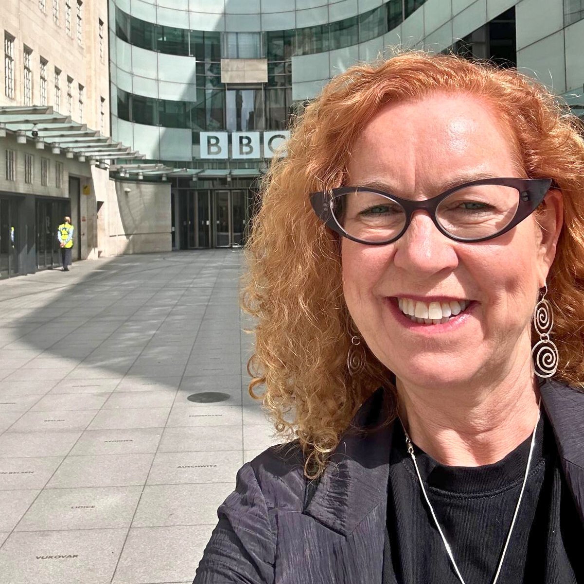 I joined <a href="/RobertElms/">Robert Elms</a> yesterday on <a href="/BBCRadioLondon/">BBC Radio London</a> to explore The NOW Framework, how we shift from stress to strength by tuning into the body.

Missed it? Catch up here 🎧 bbc.co.uk/sounds/play/m0… (Start at 1hr 08 mins)

#PhysicalIntelligence #BBC #Resilience #RobertElms