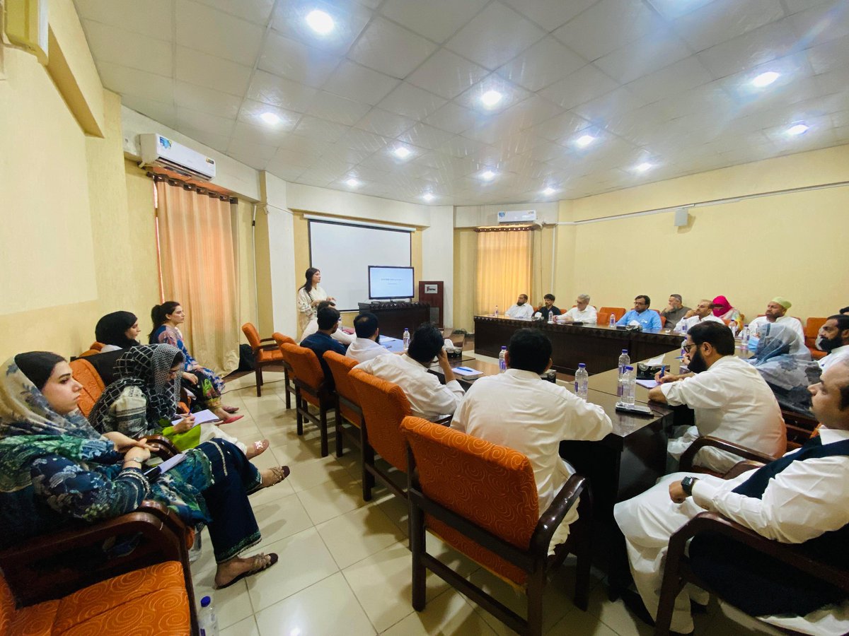 Dr. Shaista Rasool <a href="/shaistaluqmankh/">Shaista Rasool</a> introduced Work Package 4 of the <a href="/CONTROL_NIHR/">CONTROL</a> study,  focusing on scaling up the intervention and defining stakeholders' roles in implementation 🚀🤝 during the ToC workshop📝