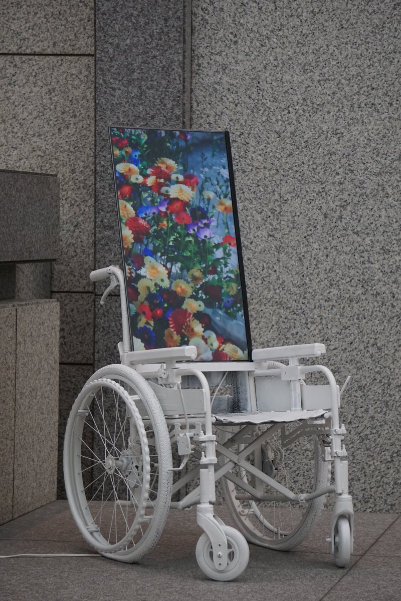 mongpicks's tweet image. hari ini ke yokohama museum art
karya sato masahiko keren banget, gokil!