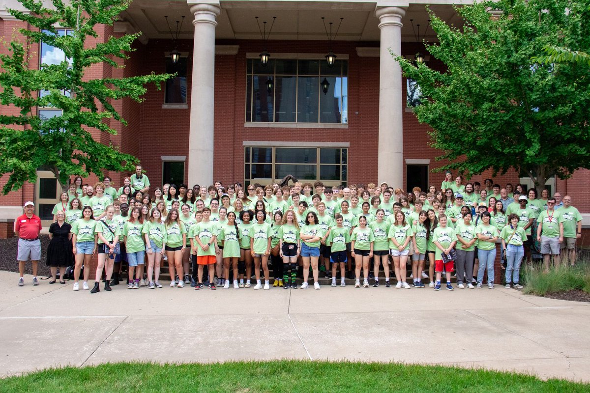jlrgifted's tweet image. Three weeks of learning, friends, and fun at VAMPY 25 sponsored by The Center for Gifted Studies! @NAGCGIFTED @WKUCEBS @wku @GattonAcademy @KAGEgifted