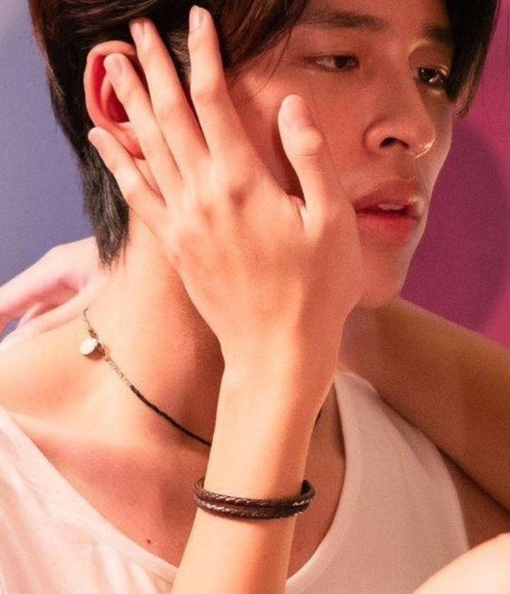 อีกเบสช๊อต🥹

...NeverletmegoSeries...