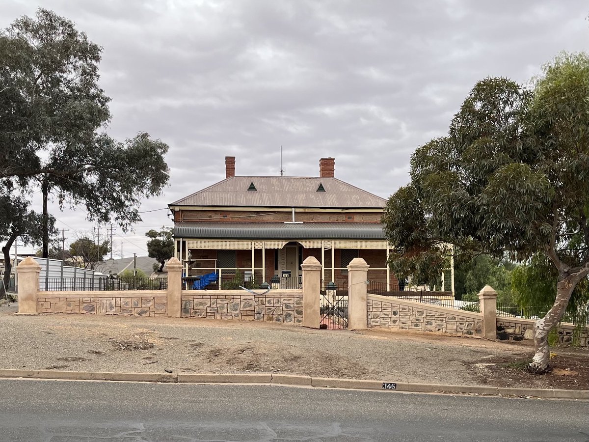 R101Nick's tweet image. My father’s childhood home in Broken Hill. Always wanted to see it.