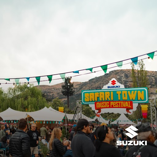 Suzuki_ZA's tweet image. Suzuki’s bringing the gees to the Karoo! 🎉 We’re heading to Oudtshoorn for the Suzuki Safari Town Festival, a live music celebration for everyone.
Find out more about Safari Town 2025: brnw.ch/21wU7VZ
#SuzukiSA #JimnyCulture #BornForMore #SuzukiSafariTown