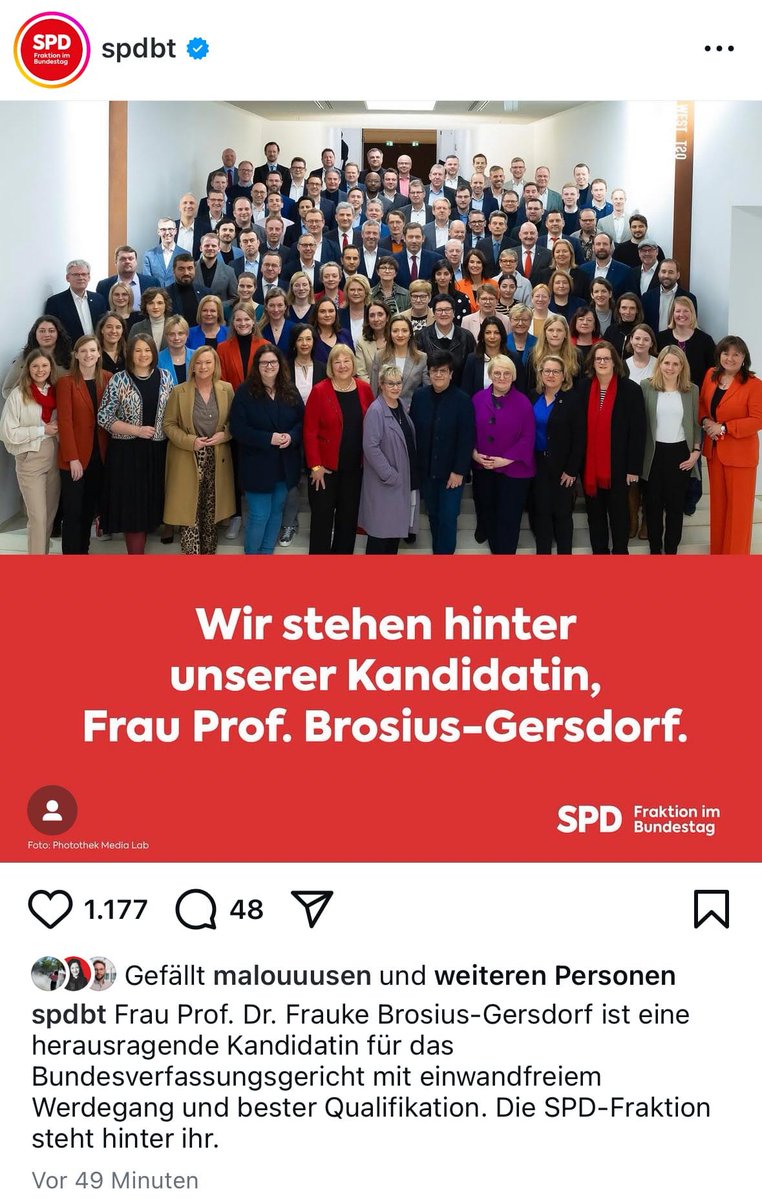 Die SPD hält die Bürger offenbar für dumm.
Sie verkauft die Nominierung von Frau Brosius-Gersdorf als Triumph für Rechtsstaat und Gleichstellung, verschweigt aber bewusst, wofür diese Frau wirklich steht: Spätabtreibungen bis kurz vor der Geburt, Kopftuch-Verklärung,
