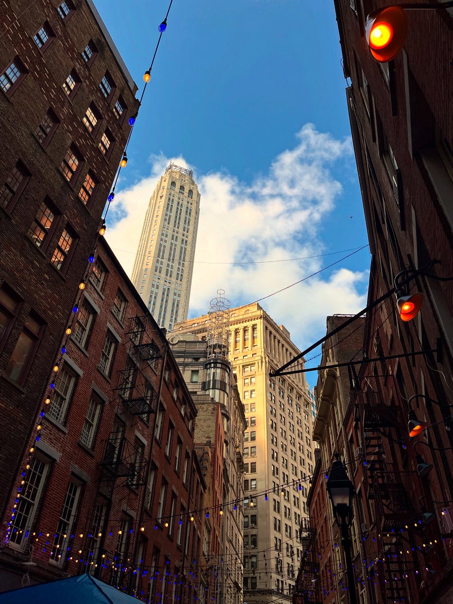 Stone Street, l’une des plus anciennes rue de Manhattan dont le tracé remonte à l’époque de la colonie néerlandaise.