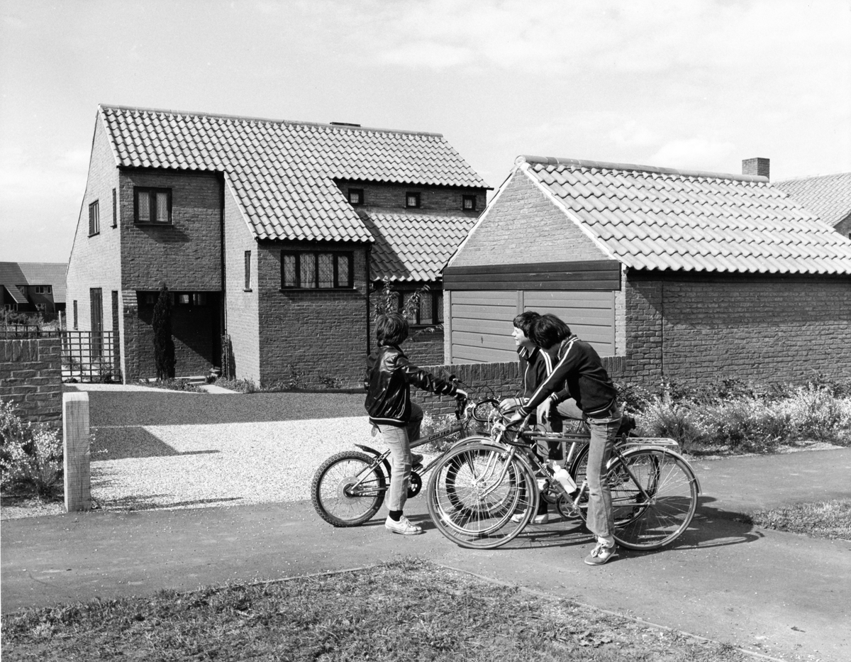 CultureMK's tweet image. Join @mkcouncil and @bucksarchives for a FREE Archives Event to update people on the County Archive move to High Wycombe and what it means for #MiltonKeynes. Presentation and  Q&amp;amp;A Session.  More Info and Book here (Eventbrite): ow.ly/594s50WmaVT #Archives #Heritage #LoveMK