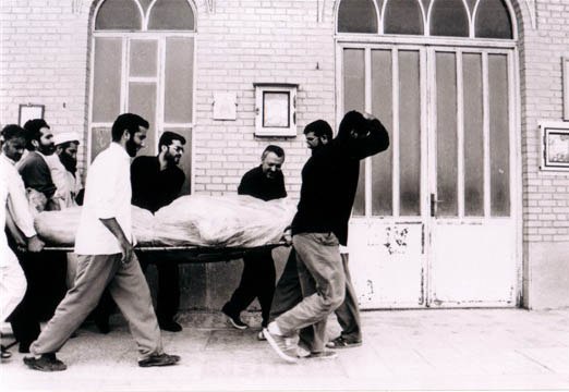 EinSadTehran's tweet image. كار تو فقط تا هفتاد سال نيست؛ تو بىنهايت راه در پيش دارى!
استاد علی صفایی حائری
عوامل رشد، رکود و انحطاط؛ ص۱۷
۲۲ تیر ۱۳۷۸، سالگرد رحلت استاد علی صفایی حائری