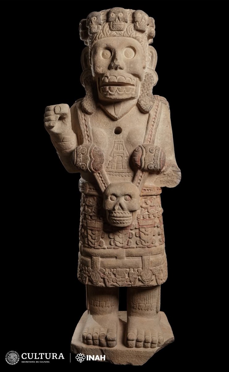 Miguel Calabria (@miguelcalabria3) on Twitter photo «Águila soy, a salamandra aspiro;
este Dédalo Amor me está animando;
pero anochece y, como estoy llorando,
en el mar de mis lágrimas expiro».
-Lope de Vega, 1562-1635
Porta estandarte
Museo de Sitio de la Zona Arqueológica Nadachjian-Tehuacán #Puebla
📷 Luis Gerardo Peña, INAH👇 «Águila soy, a salamandra aspiro;
este Dédalo Amor me está animando;
pero anochece y, como estoy llorando,
en el mar de mis lágrimas expiro».
-Lope de Vega, 1562-1635
Porta estandarte
Museo de Sitio de la Zona Arqueológica Nadachjian-Tehuacán #Puebla
📷 Luis Gerardo Peña, INAH👇