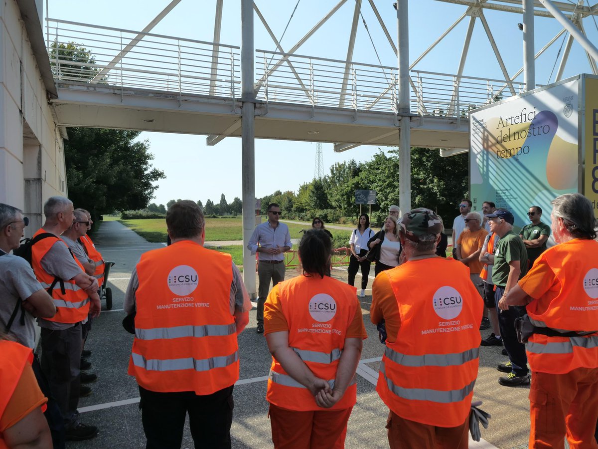 🌳 Al via i lavori di pubblica utilità nei nostri parchi!

🧹 Oggi al Parco San Giuliano sono partiti gli interventi di manutenzione del verde eseguiti da 18 operatori, seguiti dai Servizi sociali del Comune di Venezia.

🌱 Un’iniziativa importante sia per la cittadinanza, che