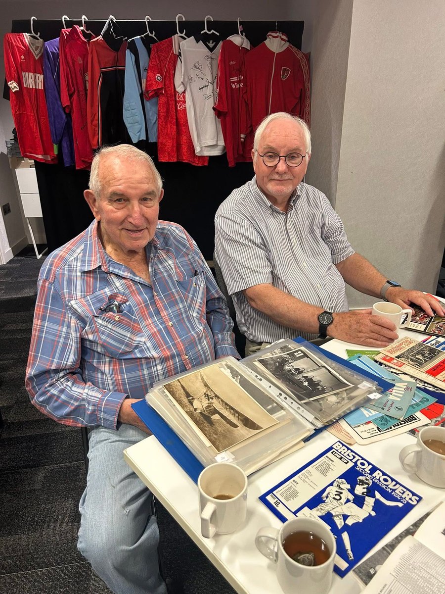 BCFC_FPA's tweet image. Great to be joined by Alan Dicks at Ashton Gate for another Robins Memories event… thankyou to everyone who attended today… 👏🏻