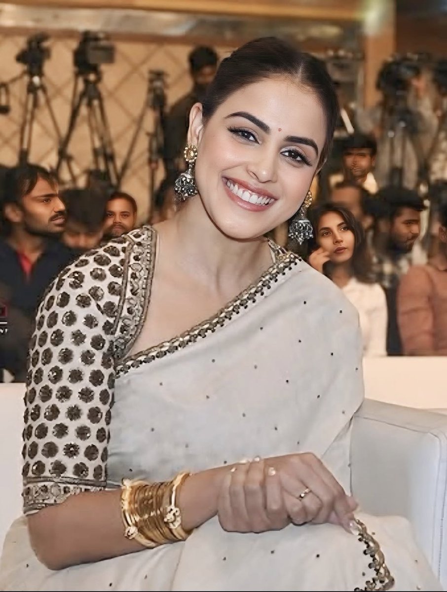 Genelia Deshmukh Parody Account tweet media