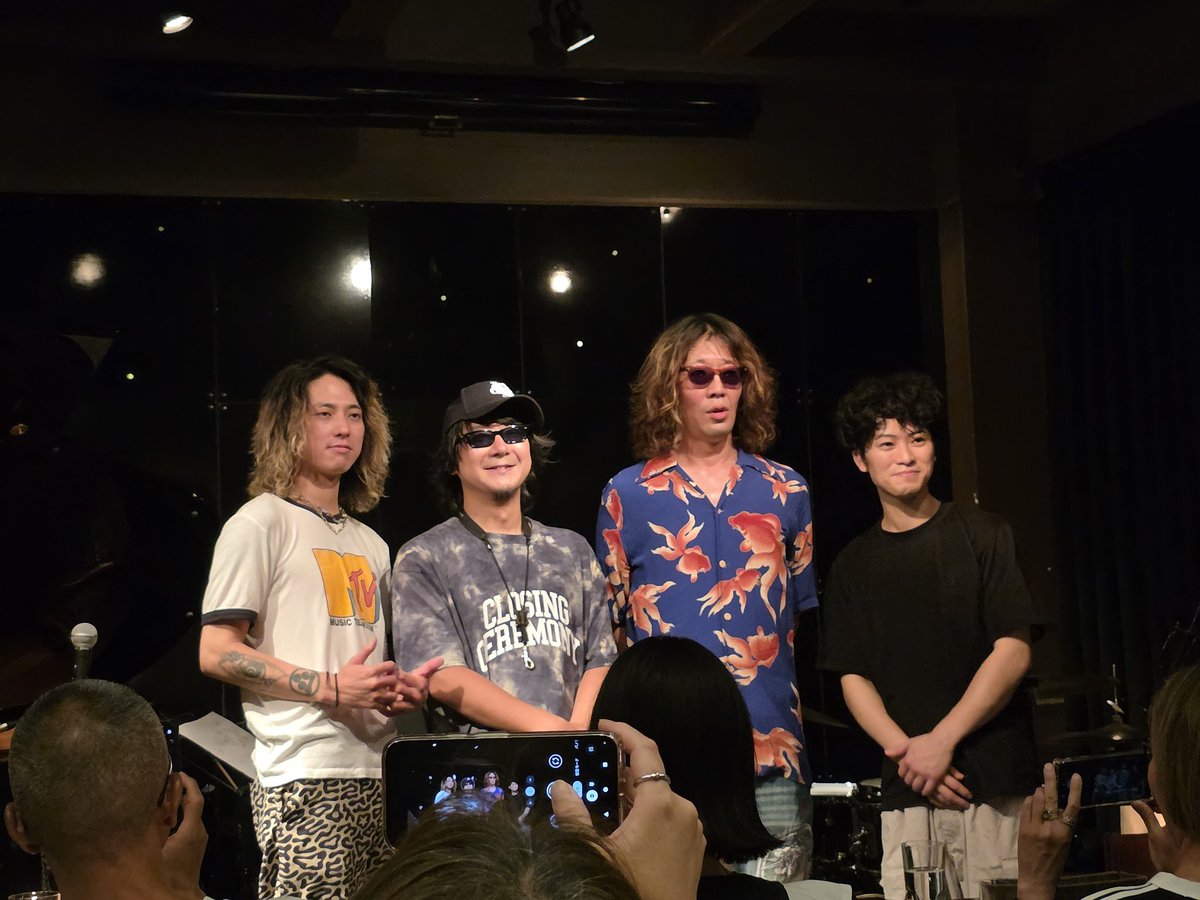 男のビューティー専科と、踊るベストヒット20。【平凡パンチDX、明星の付録】。 男のビューティー専科と、踊るベストヒット20。【平凡パンチDX