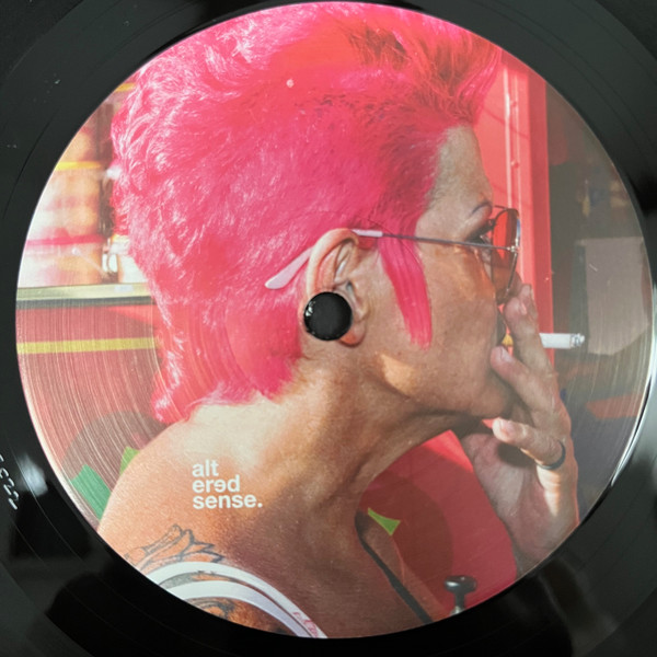 CarlosEsnaola's tweet photo. #ESNAOLA! recomendado #daysofleisure #alteredsense #stereo #2022 #vernonfelicity #electronic #2vinyl
#housemusic #pop #usa #easylistening #original #pop #black #music #33rpm #ultralounge #lounge #musica #dj #cocktails #yourdjlife #discjockey #realdj https://t.co/zk7nhlYF50