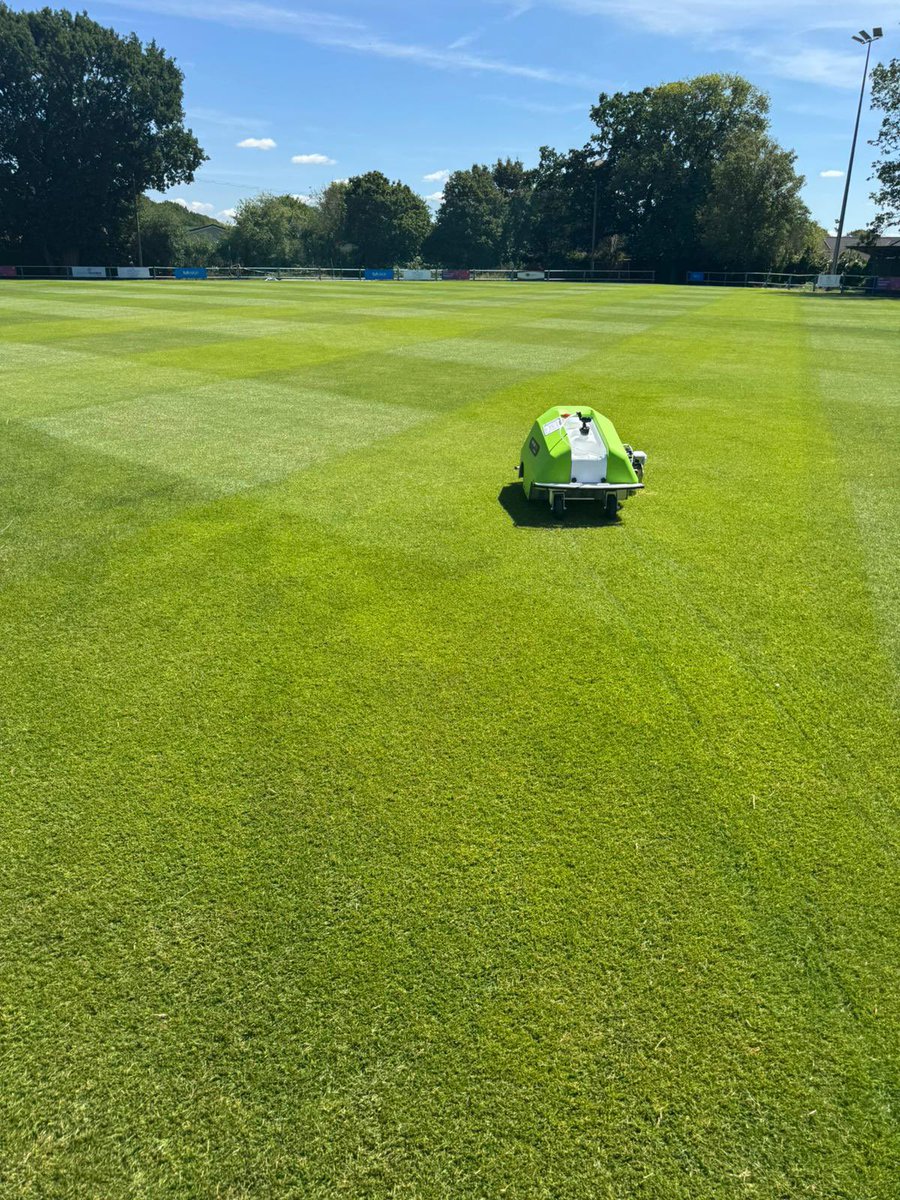 takeley_fc's tweet image. 🔵 How Beautiful Is The Pitch Looking As We Near The Start Of The League Season Massive Thanks To @grasslad For His Continued Work On Our Ground ⚪️