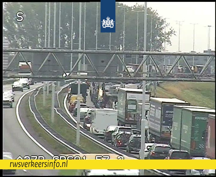 Ongeval veroorzaakt flinke file op de A27 richting Breda