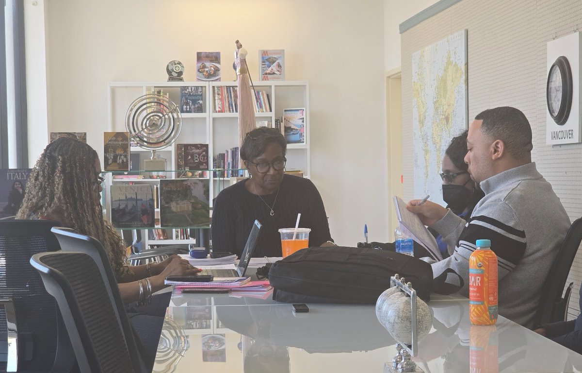 The Pike Twp Board hired outside lawyers with no authority, ignored their own legal counsel, and can’t (or won’t) show what law lets them do it.  So yeah, I sued. 🧾
👉 indypolitics.org/when-elected-o…
#IndyPolitics #INgov #Accountability