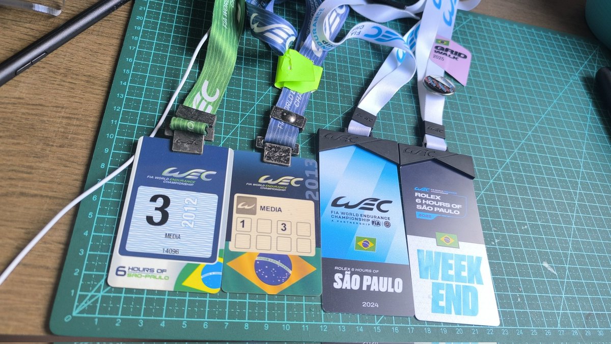 Mais uma credencial pra coleção. Não tenho a de 2014, porque eu estava na tour do meteoro da paixão, mas estava acompanhando lá de Belo Horizonte. 

O FIA WEC é uma lindeza #WECnoGP