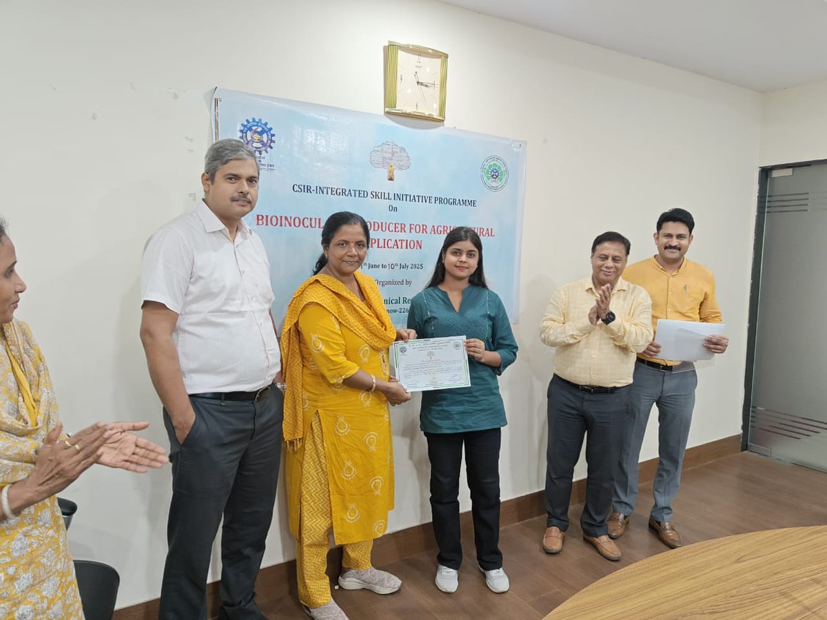 csirnbrilko's tweet image. An one month-long Skill Development Programme on ‘Bioinoculant Producer for Agricultural Application' from 11 Jun to 10 Jul 2025 was organised by NBRI under the aegis of @CSIR_IND @CsirSkill Phase-III. 08 students from different institutes participated in the prog.
@akshasany