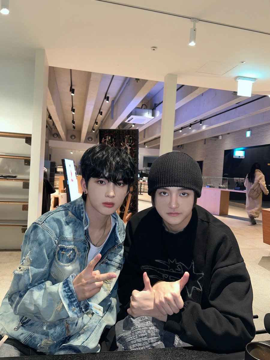 fantasyboys_mem's tweet photo. [#링치] 

생일 축하해 우리 카루💚

#FANTASYBOYS #판타지보이즈
#LINGQI https://t.co/OenkCJDMQd