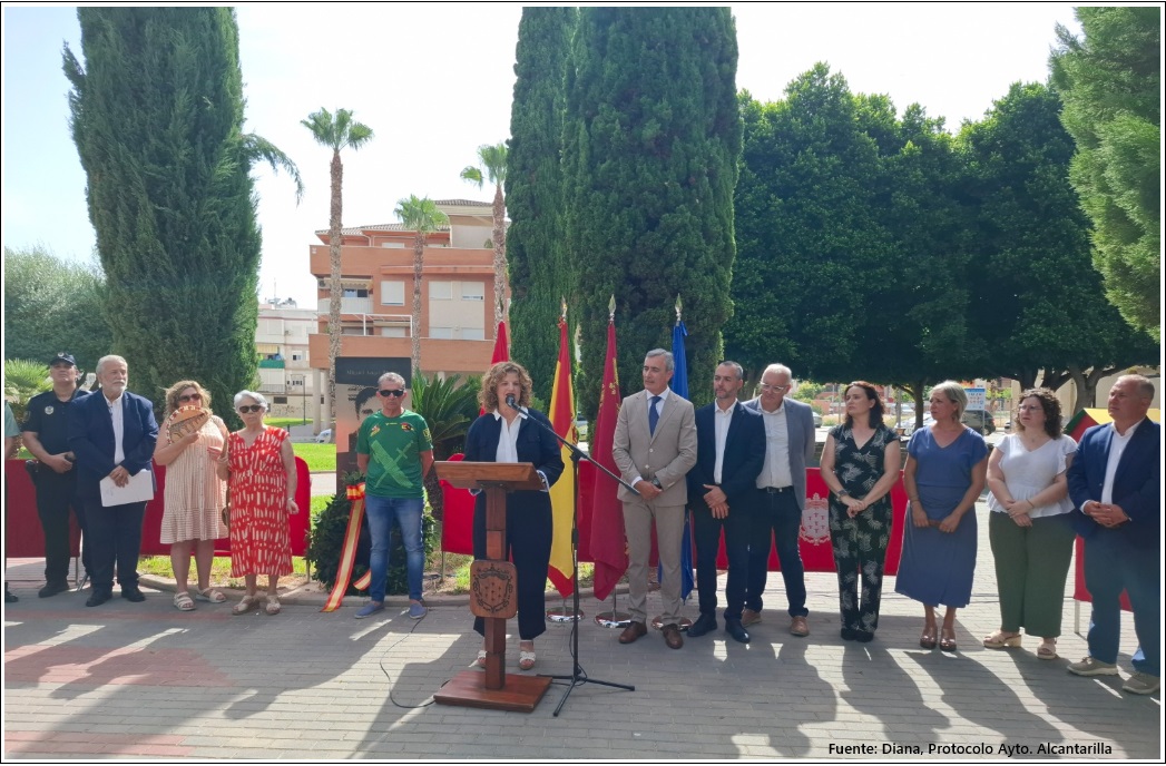 Seguridad Ciudadana y Emergencias Región de Murcia (@dgsce_rm) on Twitter photo Emotivo acto en #Alcantarilla en recuerdo y memoria de Miguel Ángel Blanco, cruelmente asesinado el 13 de julio de 1997 en Lasarte. Desde <a href="/regiondemurcia/">Gobierno de la Región de Murcia</a>, agradecer a su alcaldesa, corporación municipal, <a href="/AytAlcantarilla/">Ayuntamiento de Alcantarilla</a>, asociaciones y público su implicación y compromiso. Emotivo acto en #Alcantarilla en recuerdo y memoria de Miguel Ángel Blanco, cruelmente asesinado el 13 de julio de 1997 en Lasarte. Desde <a href="/regiondemurcia/">Gobierno de la Región de Murcia</a>, agradecer a su alcaldesa, corporación municipal, <a href="/AytAlcantarilla/">Ayuntamiento de Alcantarilla</a>, asociaciones y público su implicación y compromiso.