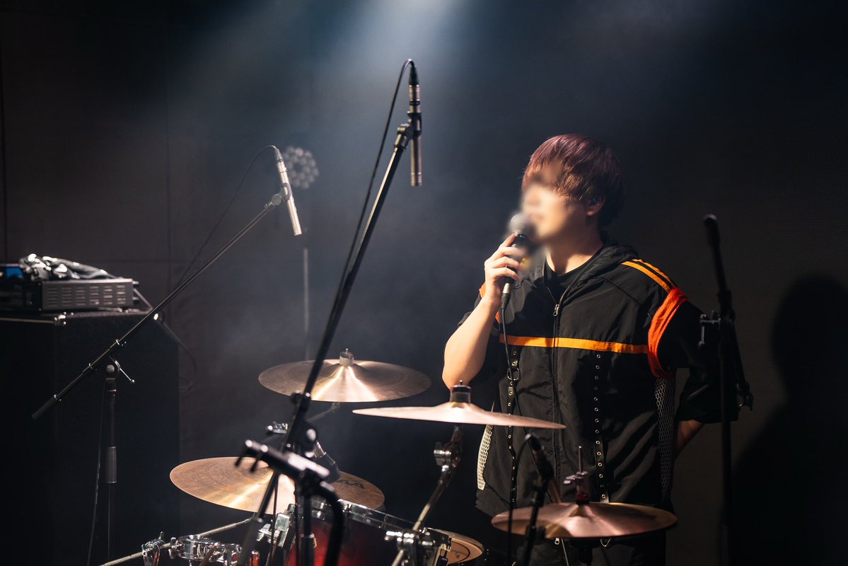 シークレットワンマンライブ
『MonsterS』
めーちゃ楽しかったね！！！
きてくれたみんなありがとうございましちた🙇
飛んだり歌ったりファンのみんなの一体感がすごく感動しました🥺
MCの写真はほぼ演説でした🎤
次のワンマンも絶対来てください✌️

 #Gover_MonsterS